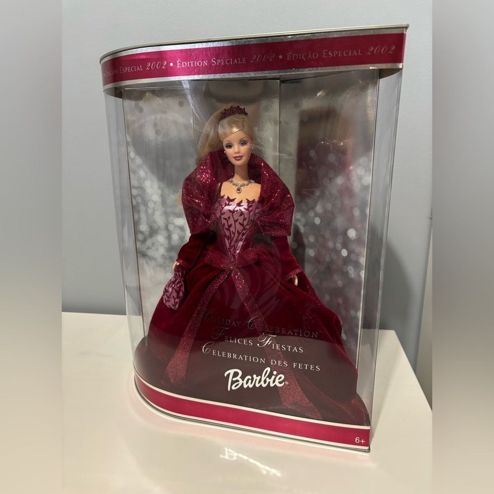 Barbie 2002 Holiday Celebration Special Edition NWT